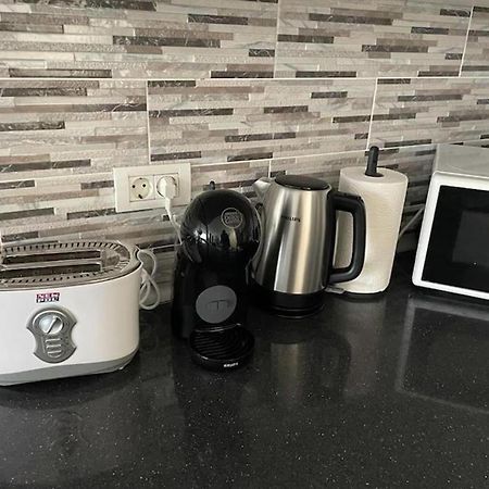 ארונה Stunning Lovely Flat With Pool And Strong Wi-Fi, 31 מראה חיצוני תמונה