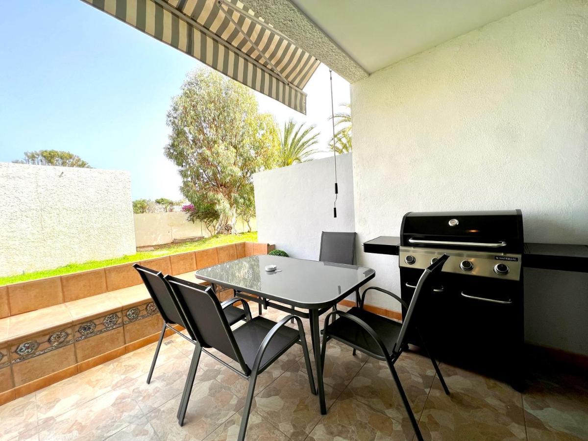 ארונה Stunning Lovely Flat With Pool And Strong Wi-Fi, 31 מראה חיצוני תמונה